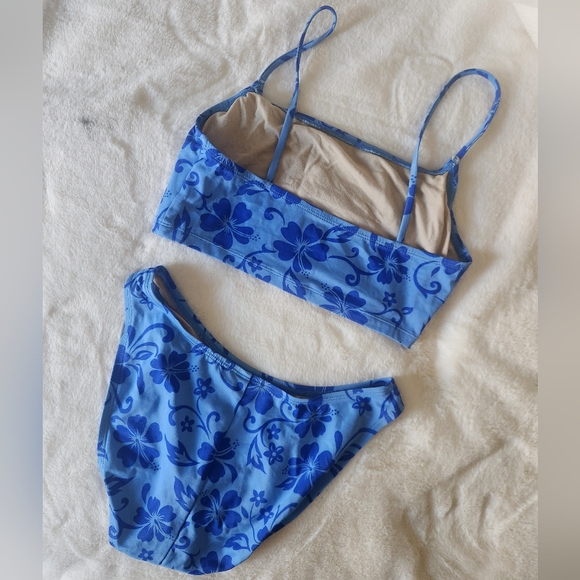 Vintage Bikini - Picture 2 of 7